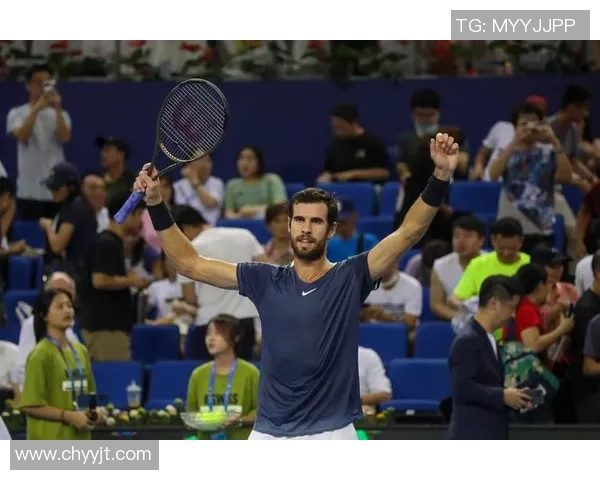 网球赛场激烈对决：顶尖选手争霸世界冠军荣耀之路