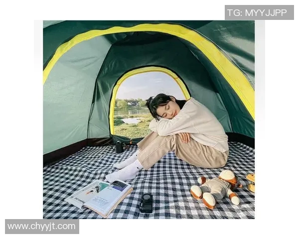 帐篷生活：探索野外露营的乐趣与实用技巧，打造专属于你的自然避风港