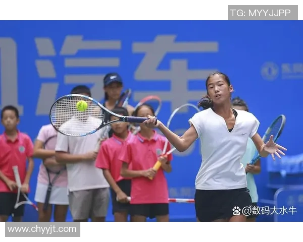 网球比赛激烈对决全程回顾选手精彩表现与赛场幕后花絮 网球比赛激烈对决全程回顾选手精彩表现与赛场幕后花絮